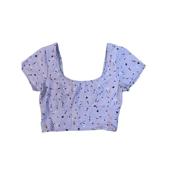 Ivy and Main from Tilly’s crop top, purple floral. Size Small - Picture 2 of 8